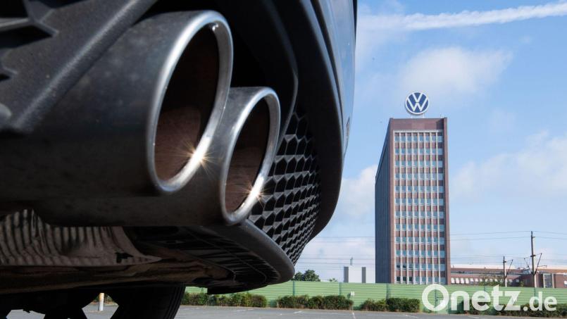 Mehr als zehn Jahre nach dem Auffliegen des Dieselskandals bei VW sind die Gerichtsverfahren längst nicht abgeschlossen. (Archivbild) Bild: Julian Stratenschulte/dpa