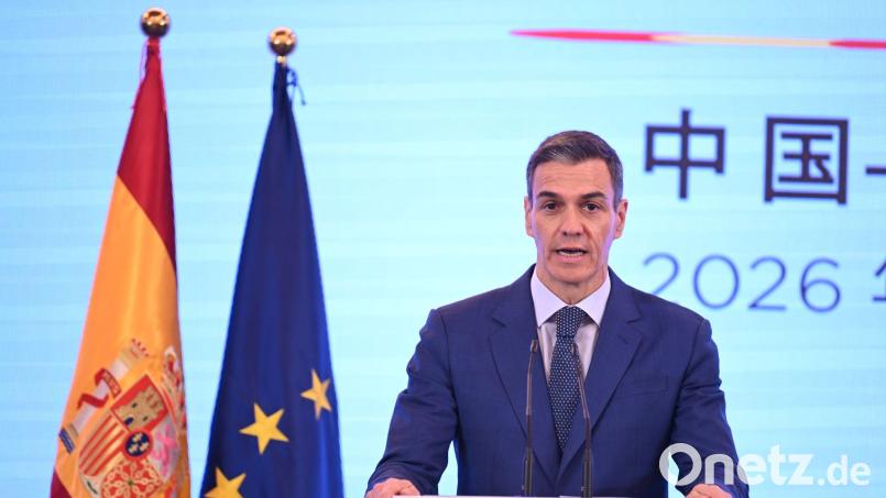 Sánchez wies in China die Kritik an der Maßnahme zurück. Bild: Johannes Neudecker/dpa