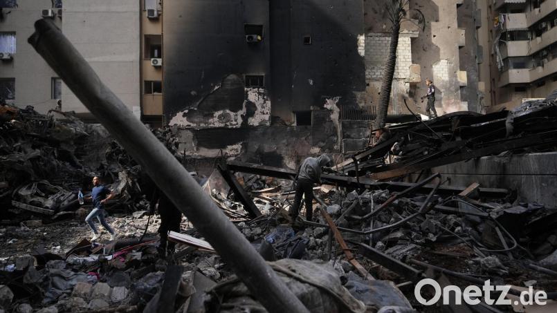 Im Libanon bekämpft Israel derzeit die Hisbollah-Miliz, auch die Zivilbevölkerung leidet darunter. Bild: Hassan Ammar/AP/dpa