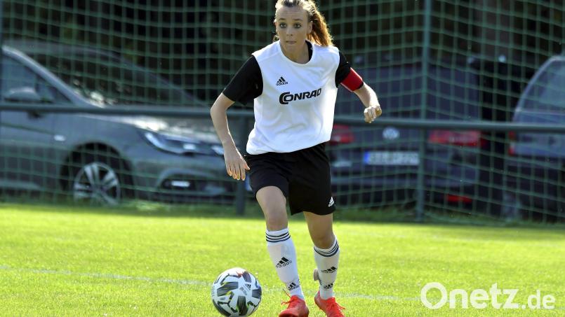 Noch ist die Lage angespannt bei Lena Götz und dem TSV Theuern. Am Sonntag kommt der Tabellenführer Ruderting. Archivbild: Hubert Ziegler