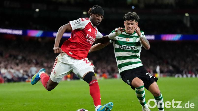 Zweikämpfe wie hier zwischen Noni Madueke (l.) und Maxi Araujo bestimmten das Bild. Bild: Nick Potts/PA Wire/dpa