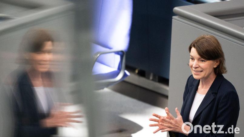 Klare Worte von der CSU-Bundestagsabgeordneten Emmi Zeulner: Teile der GKV-Sparpläne von Gesundheitsministerin Nina Warken (CDU) widersprechen „jedem Gerechtigkeitsempfinden“. (Archivbild) Bild: Alicia Windzio/dpa