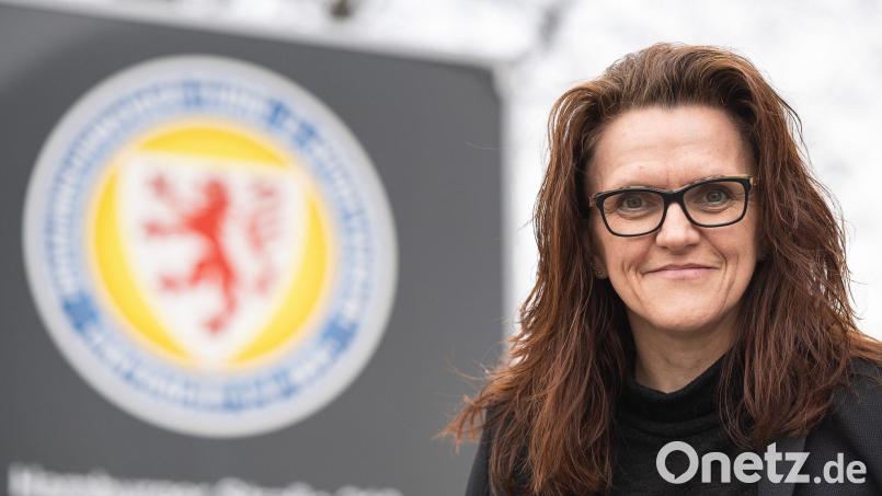 Nicole Kumpis ist seit 2021 Präsidentin von Fußball-Zweitligist Eintracht Braunschweig. (Archivbild) Bild: Swen Pförtner/dpa