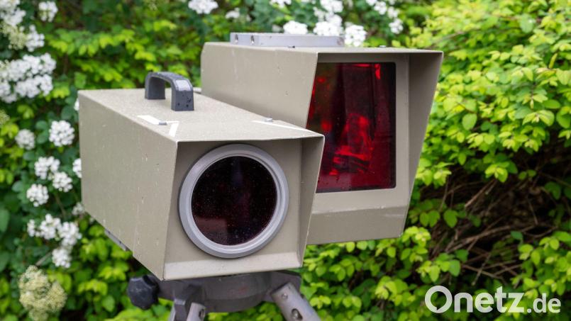 Temposünder sollen am Blitzmarathon in Bayern ausgebremst werden. (Archivbild) Bild: Pia Bayer/dpa