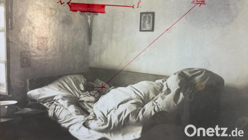 In diesem Bett wurde der Ermordete aufgefunden. Bild: Staatsarchiv Amberg