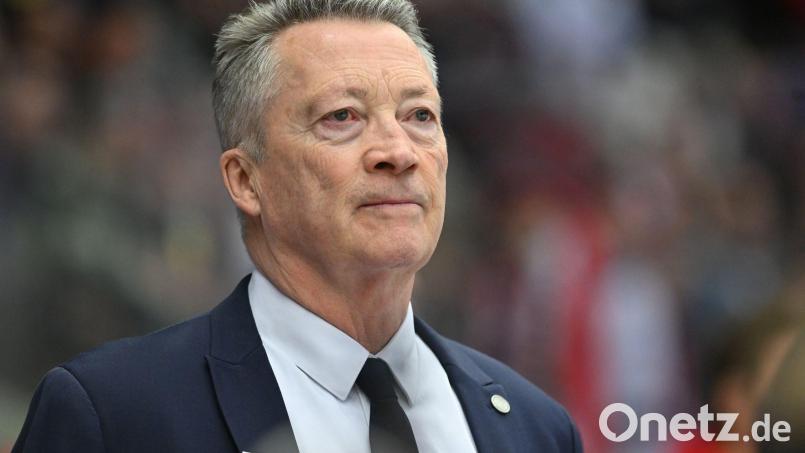 Eishockey-Bundestrainer Harold Kreis verlor mit seinem Team auch das zweite Vorbereitungsspiel auf die WM. Bild: Slavomír Kubes/CTK/dpa