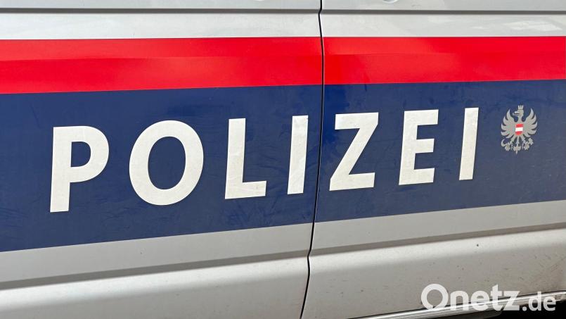 Die österreichische Polizei war mit mehreren Kräften im Einsatz. (Symbolbild) Bild: Matthias Röder/dpa