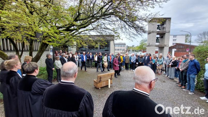 Mit dem Auszug der evangelischen Gemeinde aus der Kirche war "Kreuz Christi" in Weiden entwidmet. Bild: Kunz