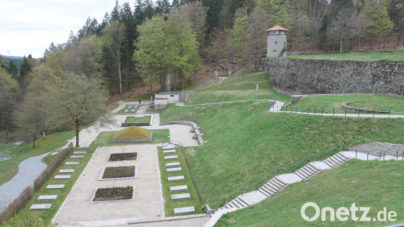 Immer wieder beklemmend: das "Tal des Todes" im ehemaligen Konzentrationslager Flossenbürg. Hier wird bei der Gedenkfeier am Sonntag, 26. April, ein Kranz niedergelegt. Bild: pi