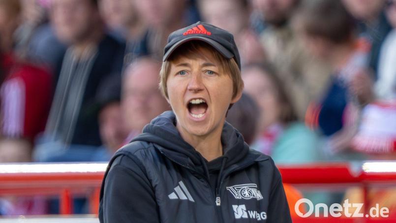 Gelingt der Coup? Trainerin Ailien Poese und Union Berlin fordern den FC Bayern. (Archivbild) Bild: Soeren Stache/dpa