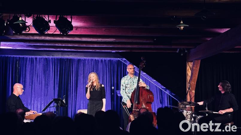 Lisa Wahlandt und ihre Band begeisterten am Samstagabend am Schafferhof Bild: stg