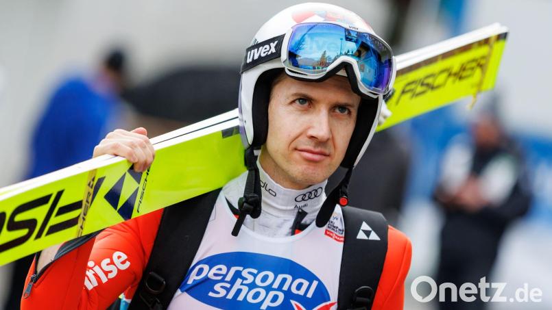 Hat seinem Trainer zufolge noch längst nicht genug: der viermalige Skisprung-Olympiasieger Simon Ammann. (Archivbild) Bild: Daniel Karmann/dpa