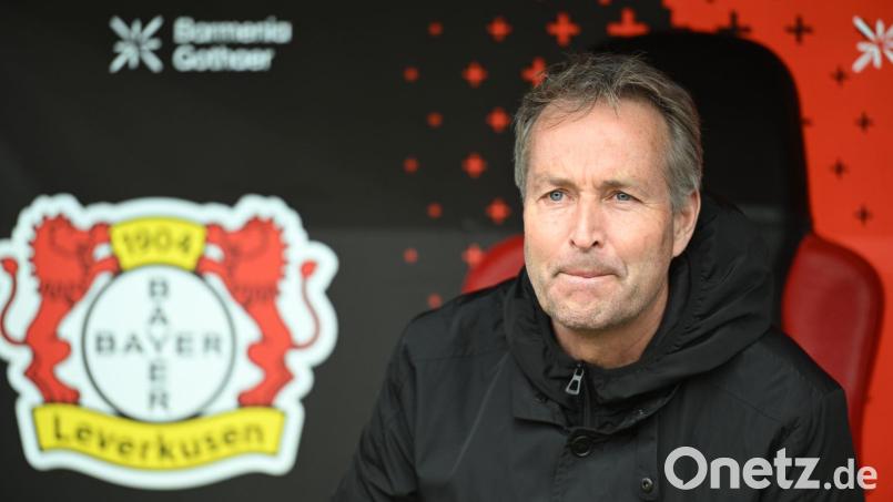 Will mit Bayer Leverkusen ins Pokalfinale: Kasper Hjulmand. (Archivbild) Bild: Fabian Strauch/dpa