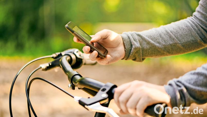 Der 35-Jährige Angeklagte radelte im Cannabis-Rausch in der Marktredwitzer Fußgängerzone. Dort schnappte ihn die Polizei, die zufällig dort vor Ort war. Symbolbild: Igor Stavanovic, Bits and Splits