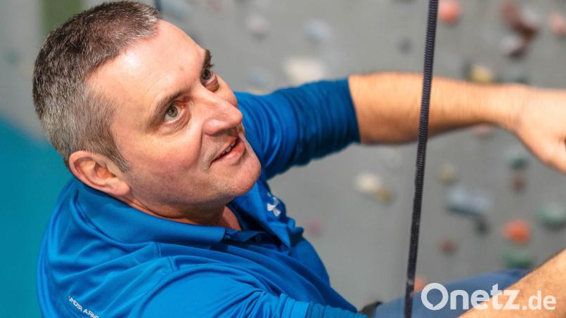 Den Gipfel erklimmen, das ist nicht nur Martin Koppmanns politische Devise. Als Vorsitzender der Sektion Simbach des Deutschen Alpenvereins hat er die Mitgliederzahlen auf 3000 hochgeschraubt. Bild: Petra Koppmann