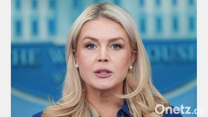 Leavitt: Angriffe auf Frachter sind kein Verstoß gegen Waffenruhe. (Archivbild) Bild: Alex Brandon/AP/dpa