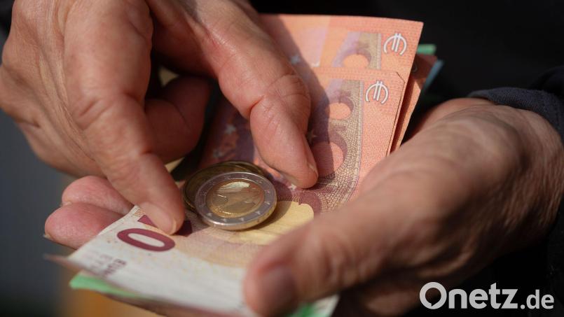 Reicht die gesetzliche Rente? (Symbolbild) Bild: Fernando Gutierrez-Juarez/dpa