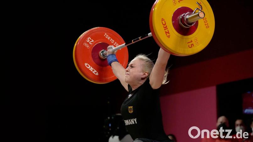 Lisa Marie Schweizer holte in Georgien EM-Gold im Reißen. (Archivbild) Bild: Luca Bruno/AP/dpa