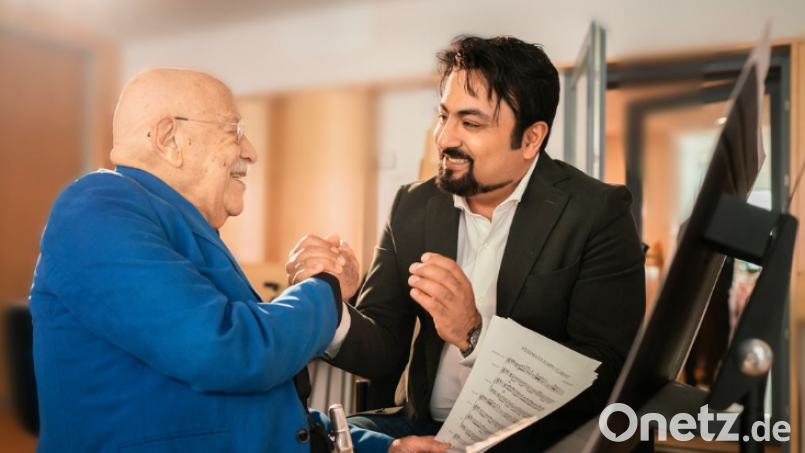 Giora Feidman und Majid Montazer präsentieren ihr neues Programm in Schwandorf. Bild: Kai Weise/exb