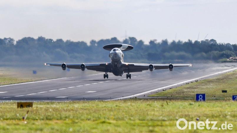 Die derzeitigen Awacs-Flugzeuge der Nato sollen ab 2035 ausgetauscht werden. (Archivbild) Bild: Christoph Reichwein/dpa