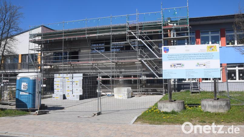 Auch dieses Jahr bestimmt die Erweiterung der Grundschule den Haushalt der Gemeinde Bechtsrieth Bild: fz