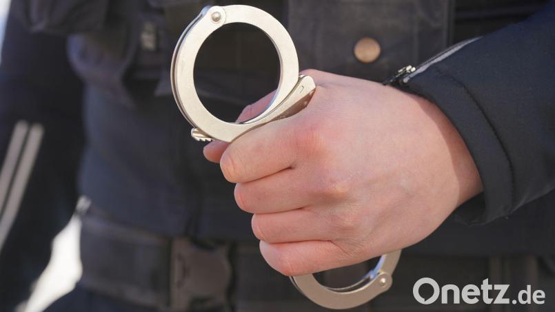 Ein Tatverdächtiger wurde festgenommen. (Symbolbild) Bild: Marcus Brandt/dpa