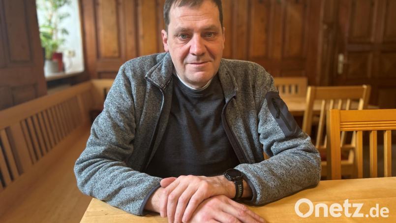 Werner Rieß wird im Mai seinen Posten als Bürgermeister der Stadt Pleystein antreten. Von seiner "Böhmischen Stubn" bis zum Rathaus ist es nur ein Katzensprung. Bild: ck