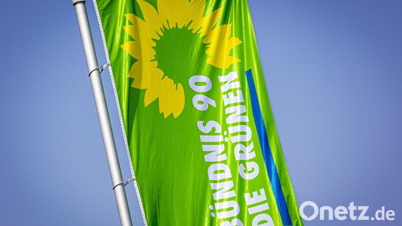 Der Kreisverband Tirschenreuth von Bündnis 90/Die Grünen und Die Linke Nordoberpfalz verständigten sich darauf, im Kreistag Tirschenreuth künftig enger zu kooperieren. Symbolbild: Moritz Frankenberg, dpa