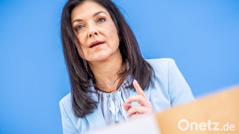 Ministerin Reiche: Umstrittene Reformpläne Bild: Michael Kappeler/dpa