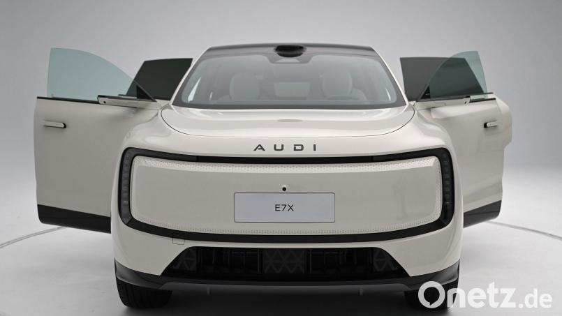 Audi ohne die vier Ringe - eine Entwicklung für den chinesischen Markt. Bild: Johannes Neudecker/dpa