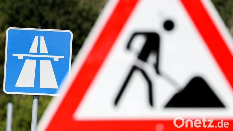 Die Autobahn ist für die Erneuerung des Fahrbahnbelags gesperrt. (Symbolbild) Bild: Jan Woitas/dpa-Zentralbild/dpa