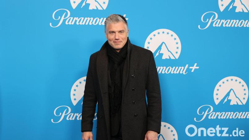 Gute Nachricht für Fans von „Star Trek: Strange New Worlds“: Bald kommt die vierte Staffel mit Anson Mount als Captain Pike. (Archivbild) Bild: Jörg Carstensen/dpa