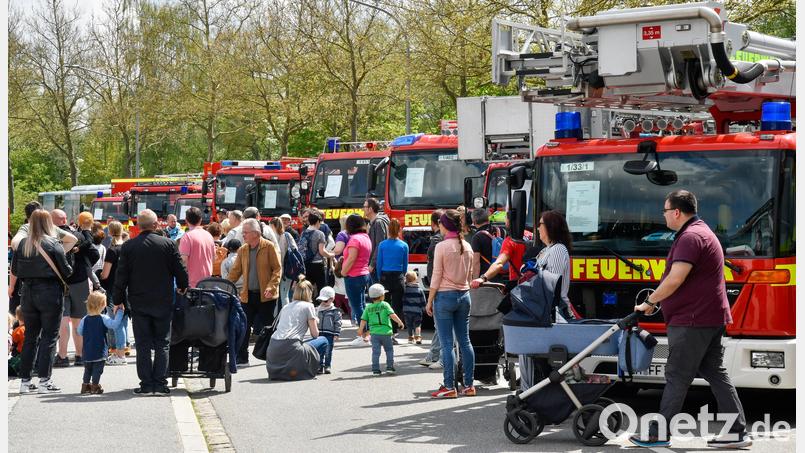 Das Wachfest Freiwilligen Feuerwehr Amberg wird am Sonntag zum 44 Mal veranstaltet. Jedes Mal kommen zahlreiche Besucher zur Feuerwache am Schießstätteweg. Archivbild: Petra Hartl