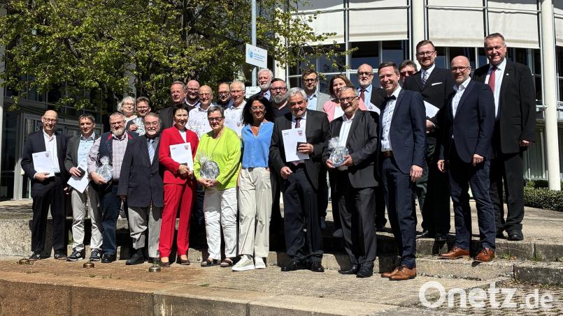In der letzten Sitzung der alten Wahlperiode wurden am Freitag, 24. April, zahlreiche Kreisräte verabschiedet. Bild: Landkreis Bayreuth