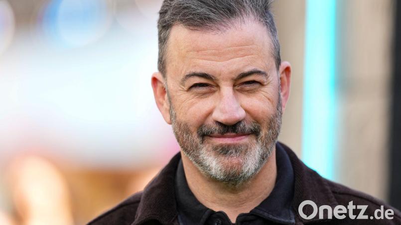 Jimmy Kimmel kritisiert in seiner Late-Night-Sendung nahezu jeden Tag US-Präsident Donald Trump. (Archivbild) Bild: Scott A Garfitt/Invision/dpa