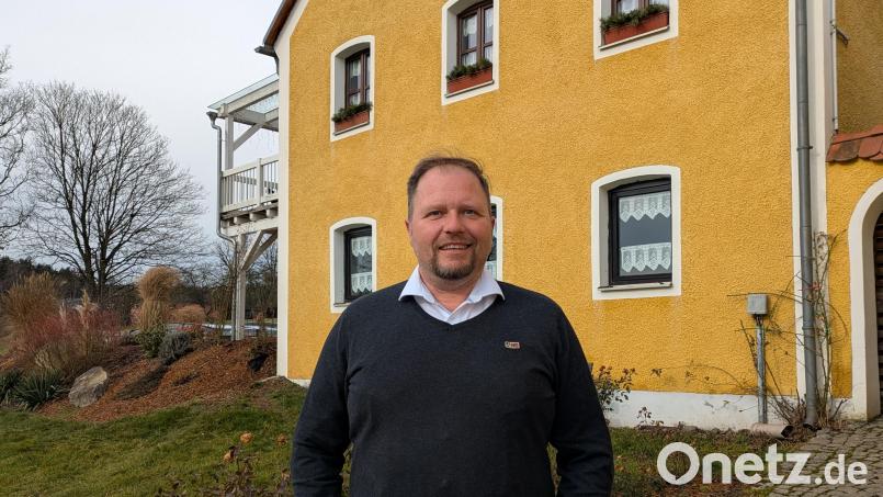 Hubert Schicker kann als neuer Landrat nicht gleichzeitig Stadtrat in Waldsassen sein. In der Gemeindeordnung ist das klar geregelt. Archivbild: pz