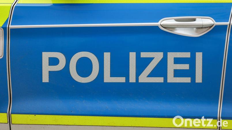 Der Verdächtige soll über soziale Medien Kontakt zu der Elfjährigen aufgenommen haben. (Symbolbild) Bild: Jan Woitas/dpa