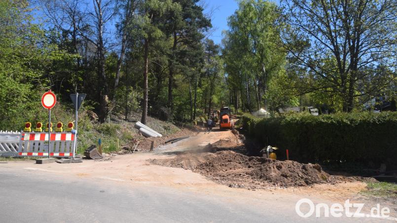 Baumaßnahmen für die Wasserversorgung wie hier von der Glaubenwieser Straße hoch zum noch zu errichtenden Hochbehälter beherrschen den diesjährigen Haushalt von Luhe-Wildenau. Bild: fz