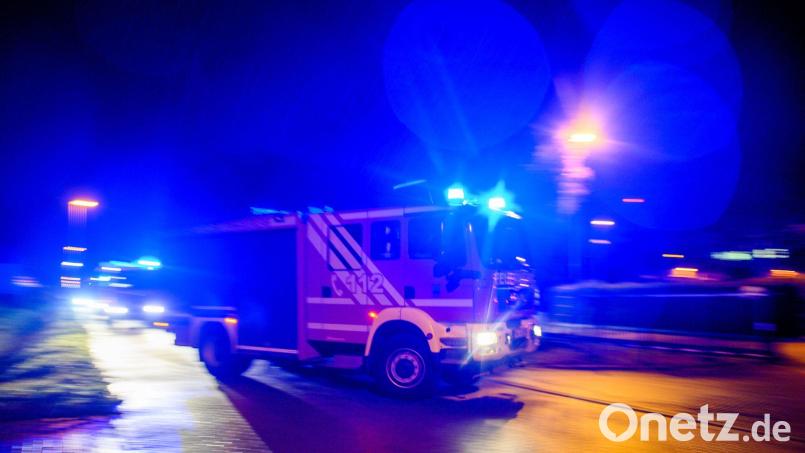 Trotz raschem Einsatz der Feuerwehrkräfte kam für sechs Personen jede Hilfe zu spät. (Symbolfoto) Bild: Klaus-Dietmar Gabbert/dpa