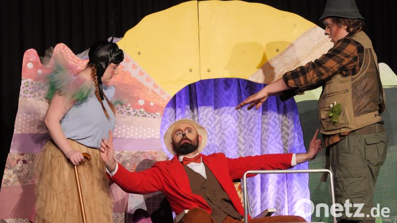 Das OVIGO Theater hat mit dem Kinderstück „Nur ein Tag“ bei Aufführungen in Guteneck und Schwarzenfeld für Begeisterung gesorgt. Bild: Florian Wein / OVIGO Theater
