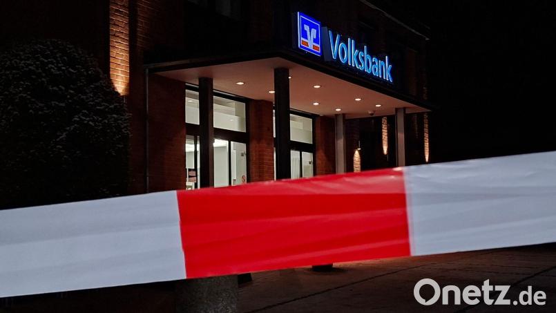 Im Keller der Bankfiliale wurden im Februar 14 Bankschließfächer von Kunden aufgebrochen. (Archivbild) Bild: Kai Moorschlatt/dpa