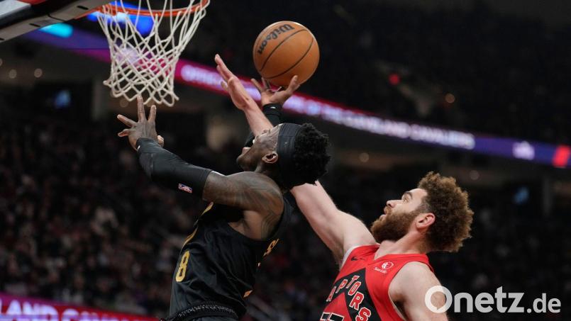 Dennis Schröder traf im entscheidenden siebten Spiel nur einen seiner sieben Würfe. Bild: Sue Ogrocki/AP/dpa