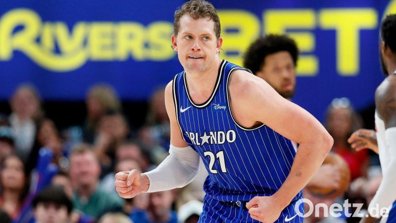Für Moritz Wagner und die Orlando Magic ist die NBA-Saison frühzeitig beendet. Bild: Duane Burleson/AP/dpa