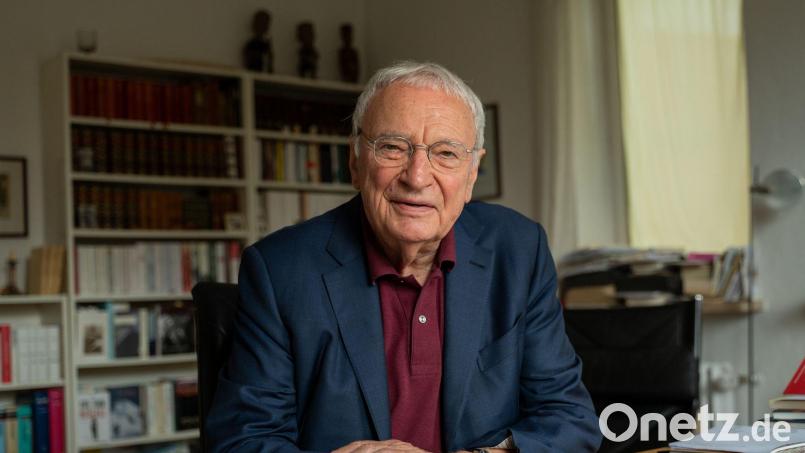 Uwe Timm wird mit dem Goethe-Preis ausgezeichnet (Archivbild). Bild: Leonie Asendorpf/dpa