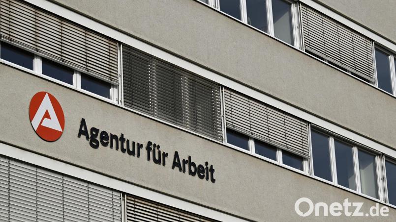 Viele junge Erwachsene haben keinen Berufsabschluss und damit schlechte Chancen auf dem Arbeitsmarkt. Bild: Martin Schutt/dpa