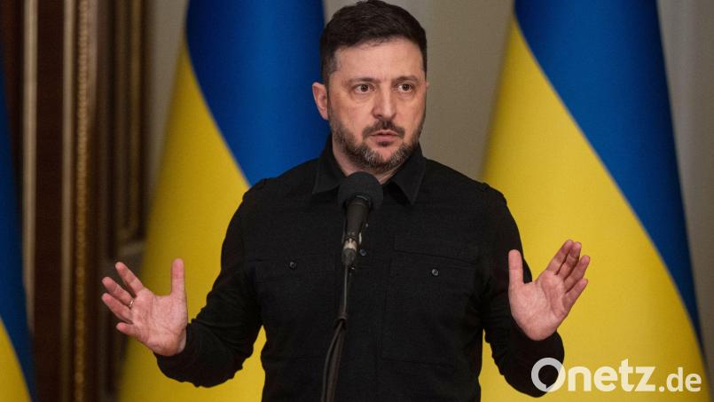 Der ukrainische Präsident Selenskyj will am Donnerstag eine Entscheidung zu möglichen weiteren Schritten treffen. Bild: Danylo Antoniuk/AP/dpa