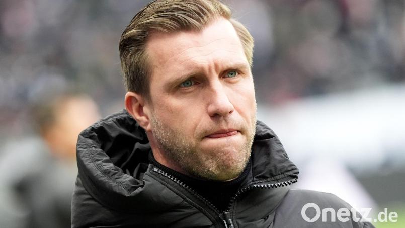 Markus Krösche steht in der Kritik. (Archivbild) Bild: Marc Schüler/dpa