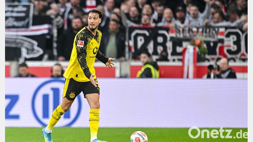Spielt in dieser Saison nicht mehr für den BVB: Ramy Bensebaini. (Archivbild) Bild: Harry Langer/dpa