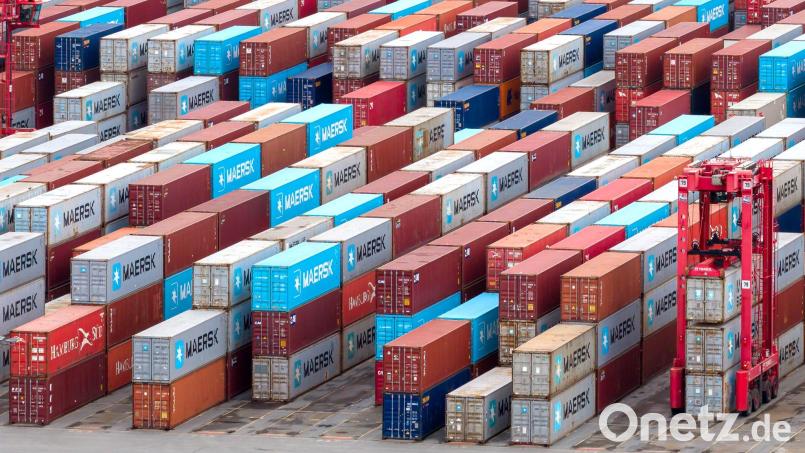 Die deutsche Wirtschaft leidet unter den Auswirkungen des Iran-Kriegs. (Symbolbild) Bild: Sina Schuldt/dpa