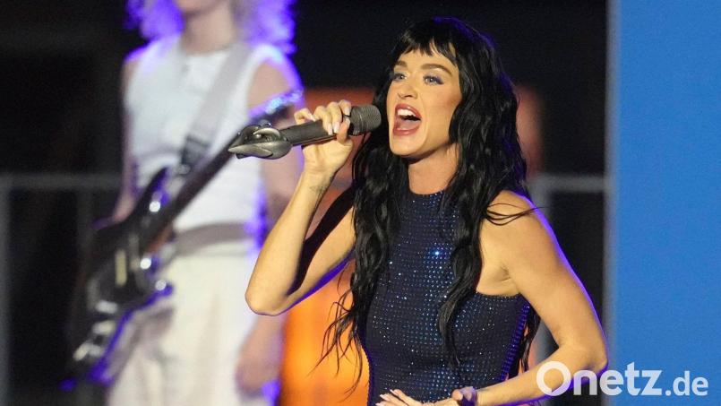 Katy Perry soll zum Auftakt des US-Teams bei der Fußball-WM auftreten. Bild: Gene J. Puskar/AP/dpa